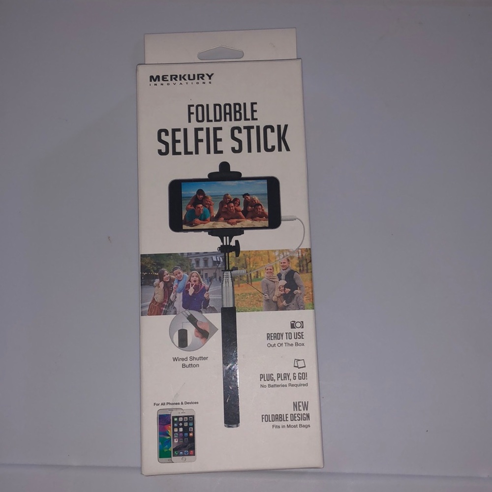 New Merkury Foldable Selfie Stick